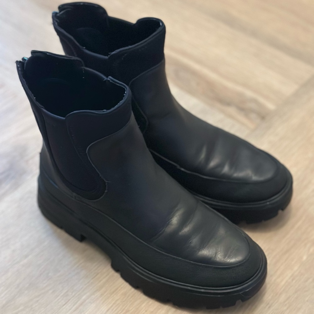 Lucky brand black leather combat boots size 6.5